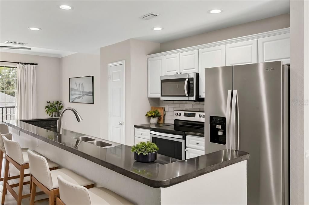 For Rent: $2,700 (2 beds, 2 baths, 1234 Square Feet)