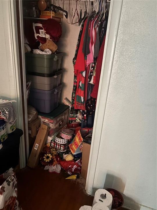En Venta: $300,000 (3 camas, 2 baños, 1336 Pies cuadrados)