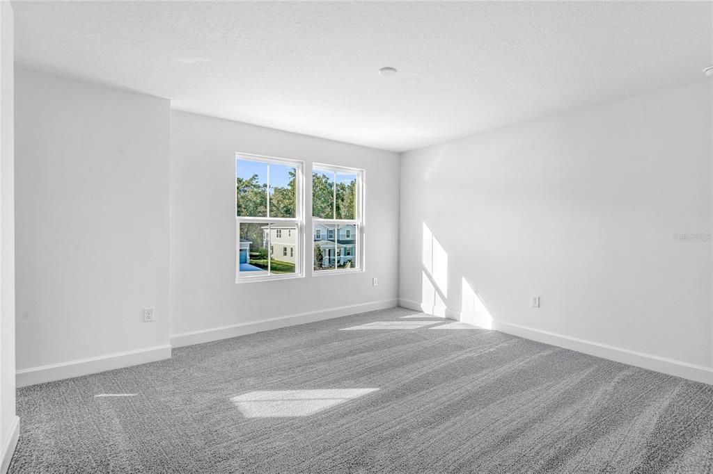 For Sale: $564,999 (4 beds, 3 baths, 3030 Square Feet)