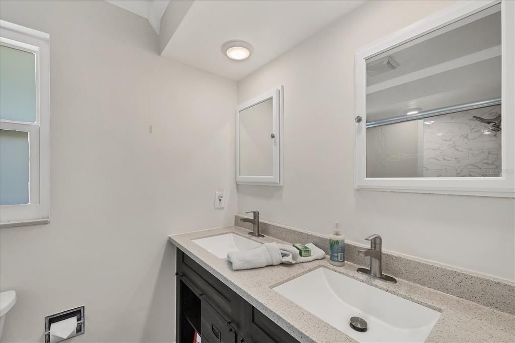 For Rent: $5,800 (4 beds, 3 baths, 1798 Square Feet)