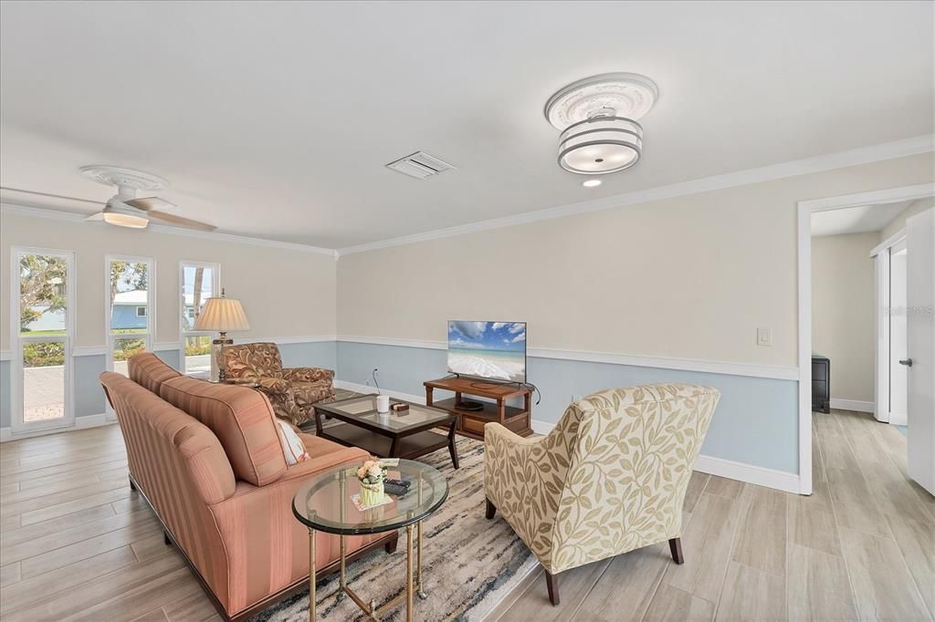 For Rent: $5,800 (4 beds, 3 baths, 1798 Square Feet)