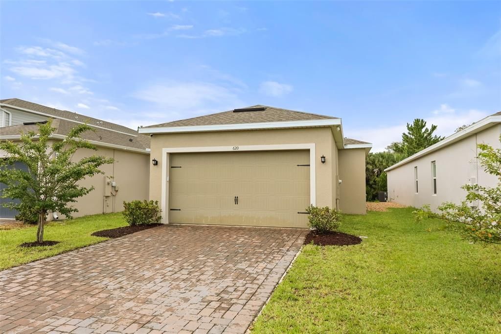 For Sale: $390,000 (3 beds, 2 baths, 1530 Square Feet)
