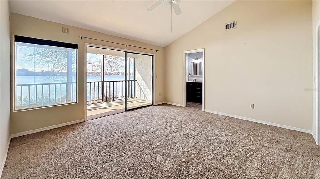 For Rent: $2,695 (2 beds, 2 baths, 1428 Square Feet)