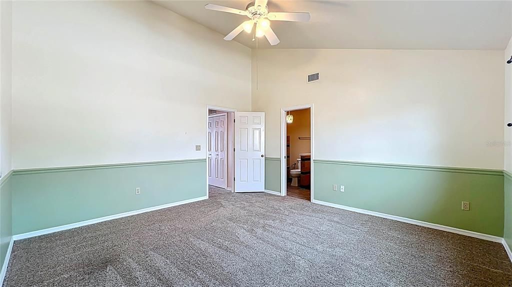 For Rent: $2,695 (2 beds, 2 baths, 1428 Square Feet)