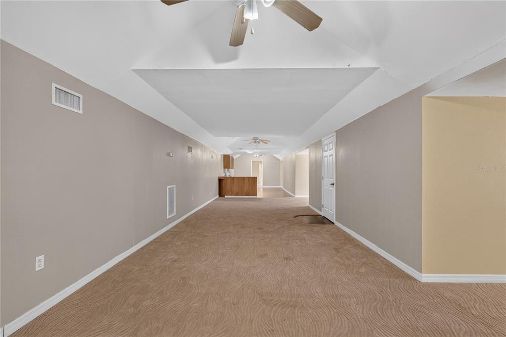 En Venta: $735,000 (4 camas, 4 baños, 4170 Pies cuadrados)