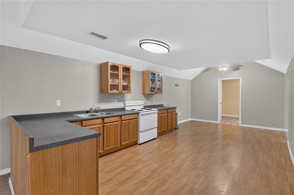 En Venta: $735,000 (4 camas, 4 baños, 4170 Pies cuadrados)