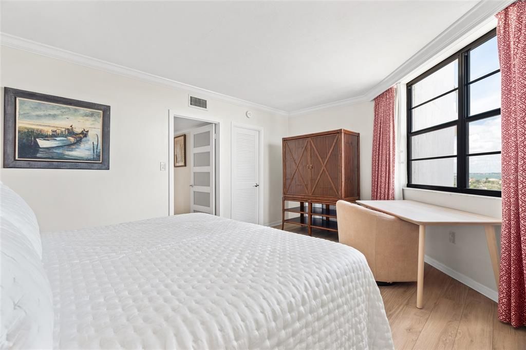 For Rent: $11,500 (2 beds, 2 baths, 1409 Square Feet)