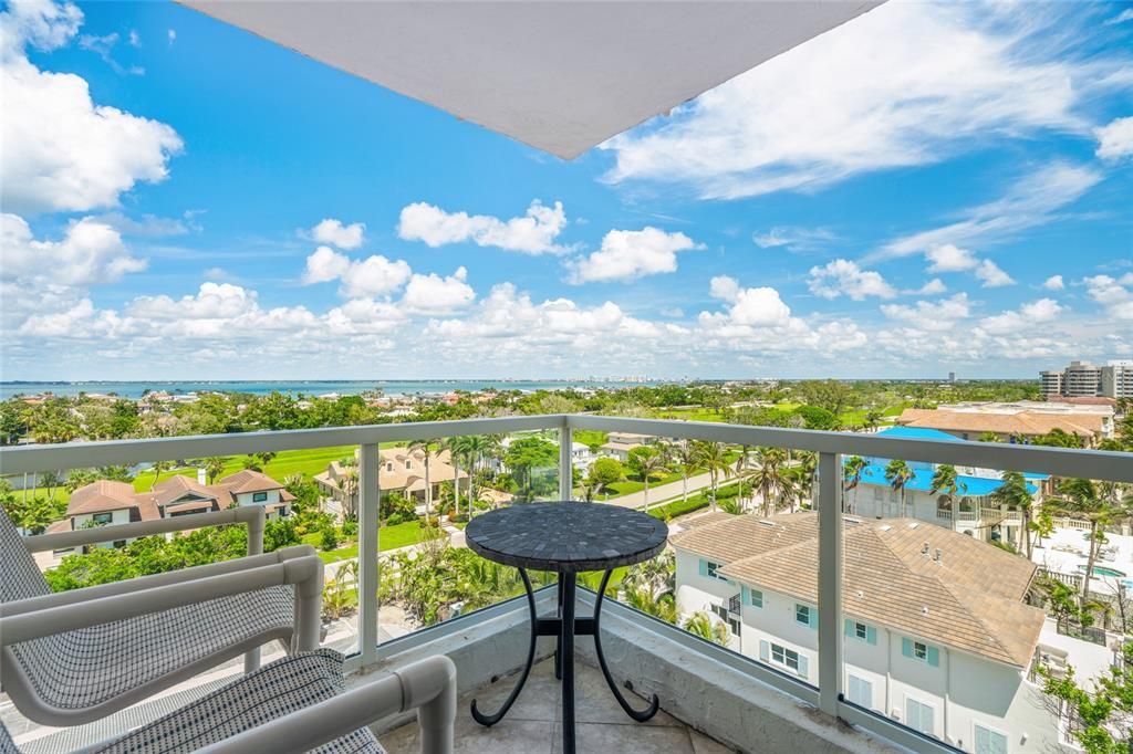 For Rent: $11,500 (2 beds, 2 baths, 1409 Square Feet)