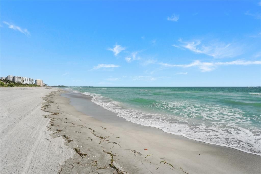 For Rent: $11,500 (2 beds, 2 baths, 1409 Square Feet)