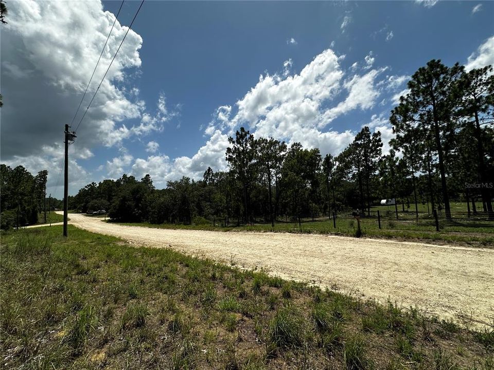 На продажу: $34,500 (1.25 acres)