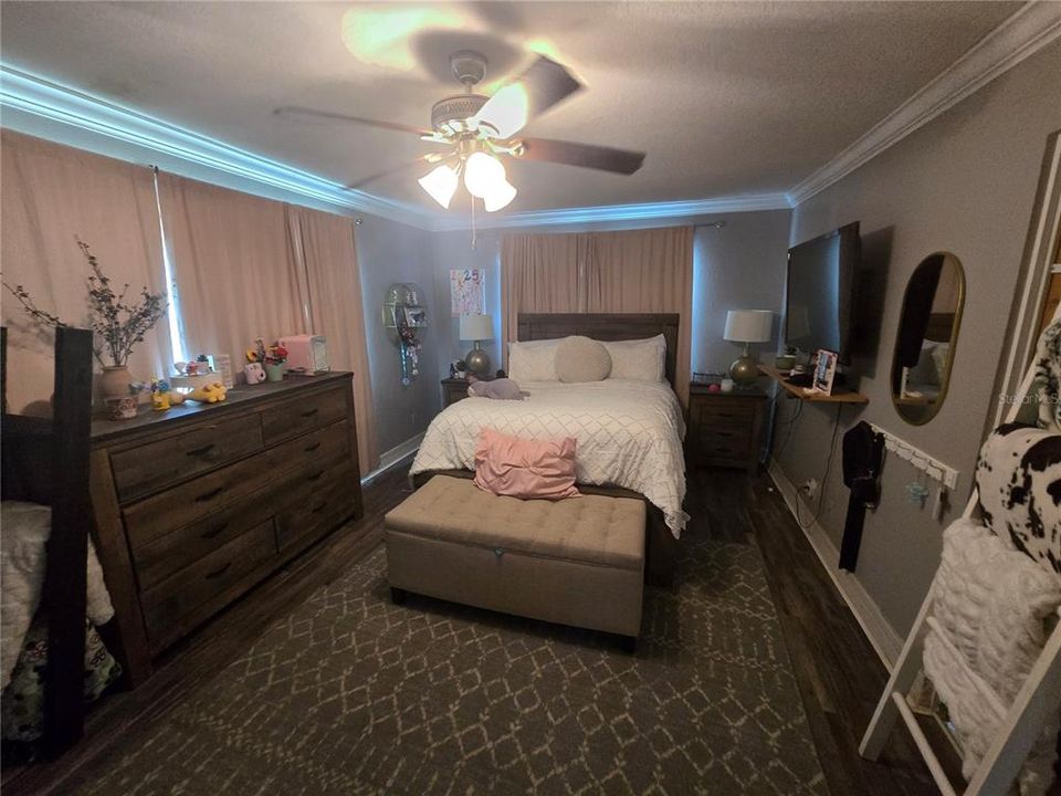 En Venta: $275,000 (3 camas, 2 baños, 1578 Pies cuadrados)