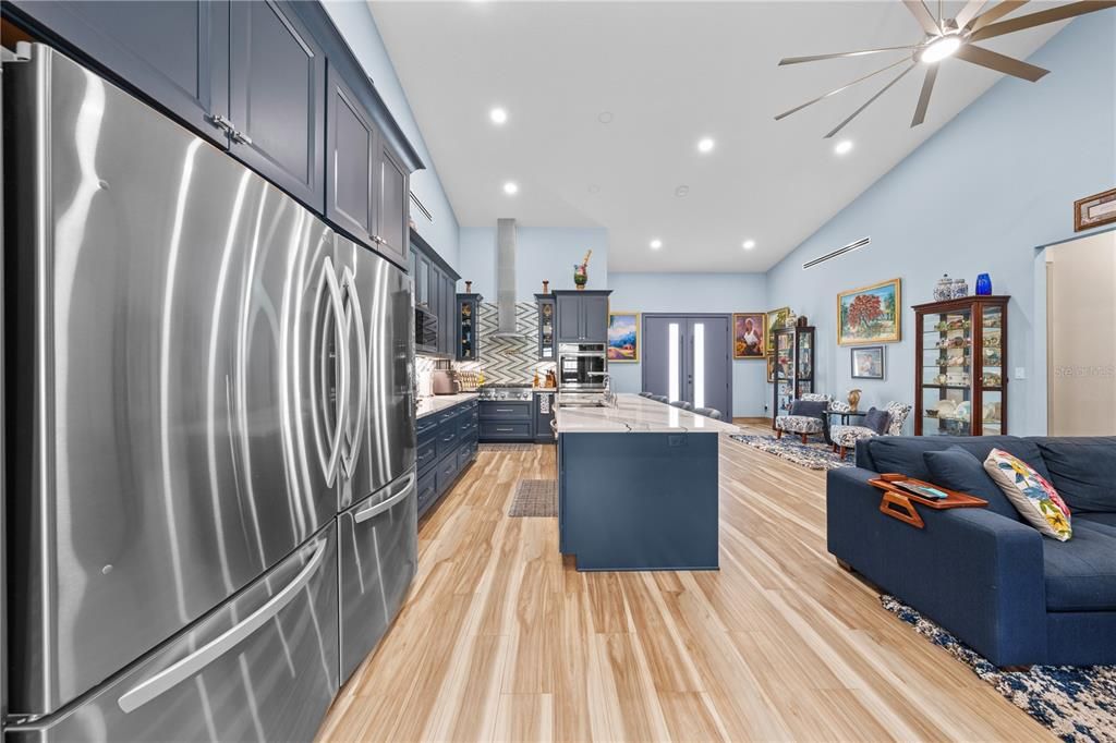 For Sale: $799,900 (5 beds, 3 baths, 3130 Square Feet)