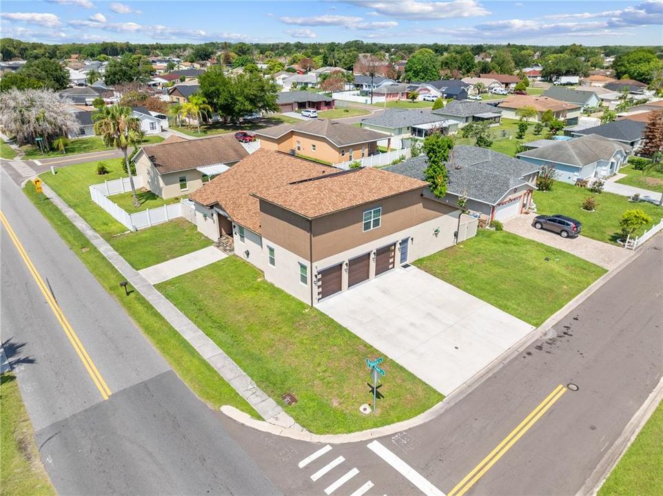 For Sale: $799,900 (5 beds, 3 baths, 3130 Square Feet)