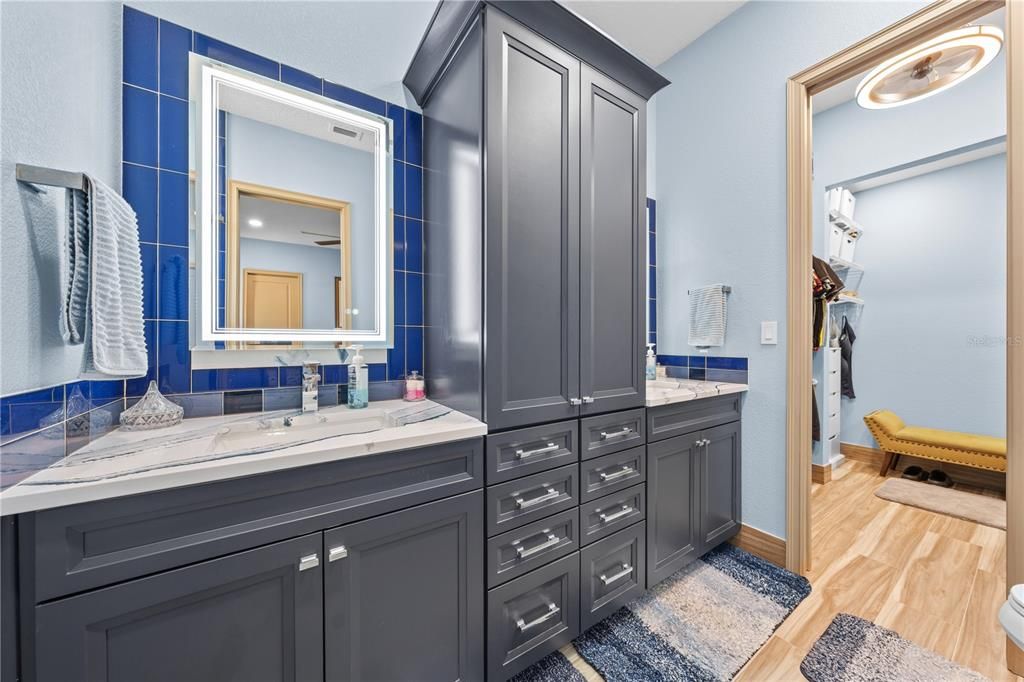 For Sale: $799,900 (5 beds, 3 baths, 3130 Square Feet)