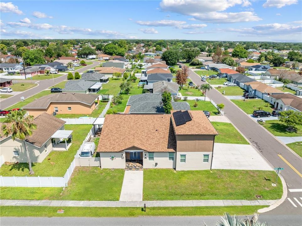 For Sale: $799,900 (5 beds, 3 baths, 3130 Square Feet)
