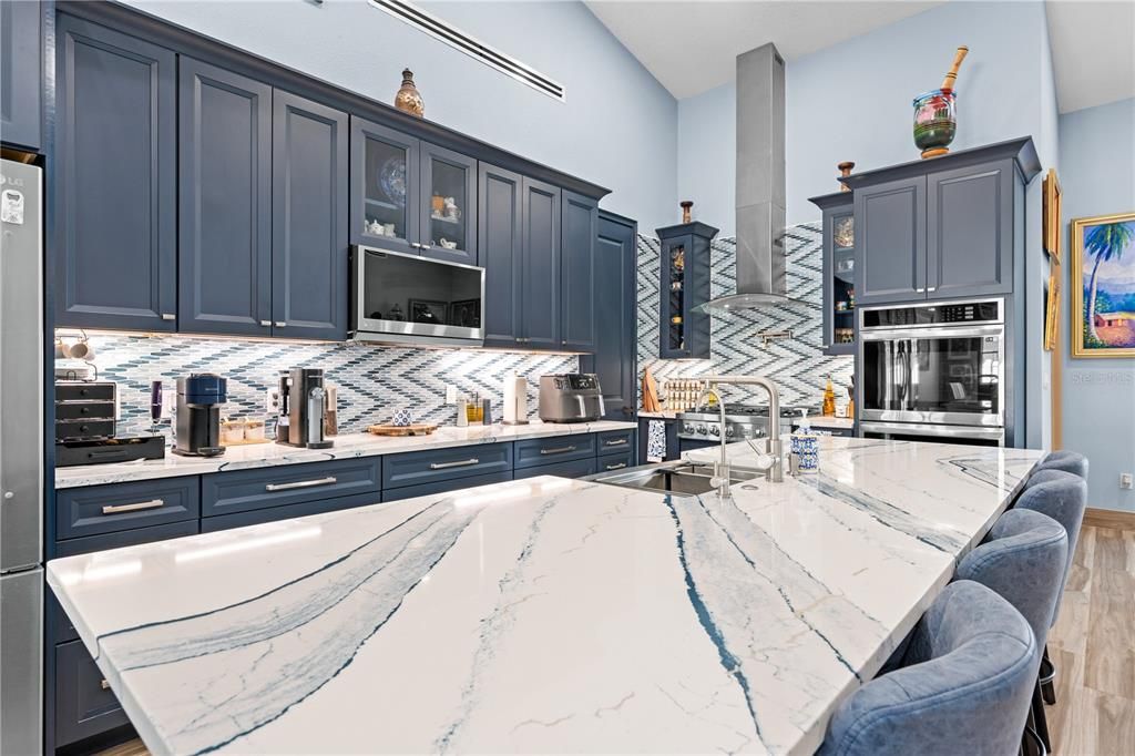 For Sale: $799,900 (5 beds, 3 baths, 3130 Square Feet)