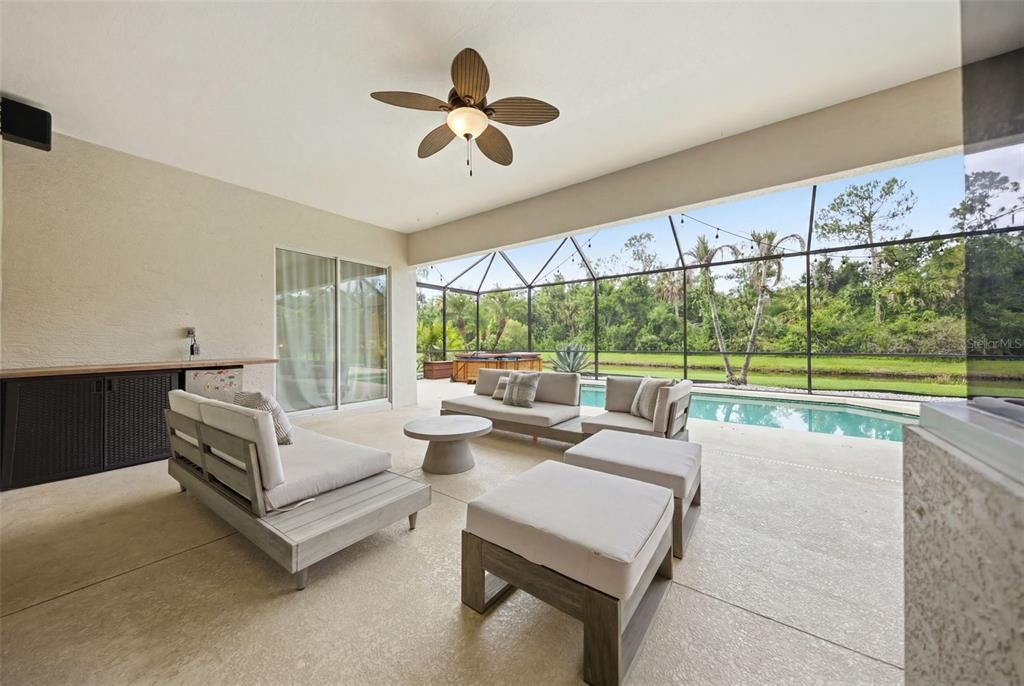 For Sale: $829,900 (3 beds, 3 baths, 2660 Square Feet)