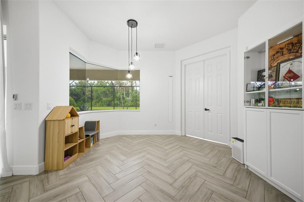 For Sale: $829,900 (3 beds, 3 baths, 2660 Square Feet)