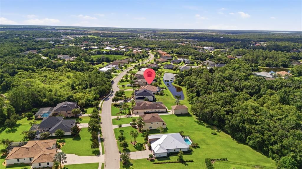 For Sale: $829,900 (3 beds, 3 baths, 2660 Square Feet)