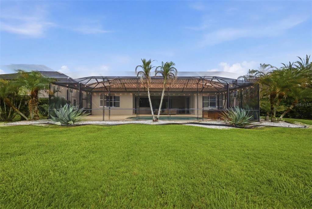 For Sale: $829,900 (3 beds, 3 baths, 2660 Square Feet)