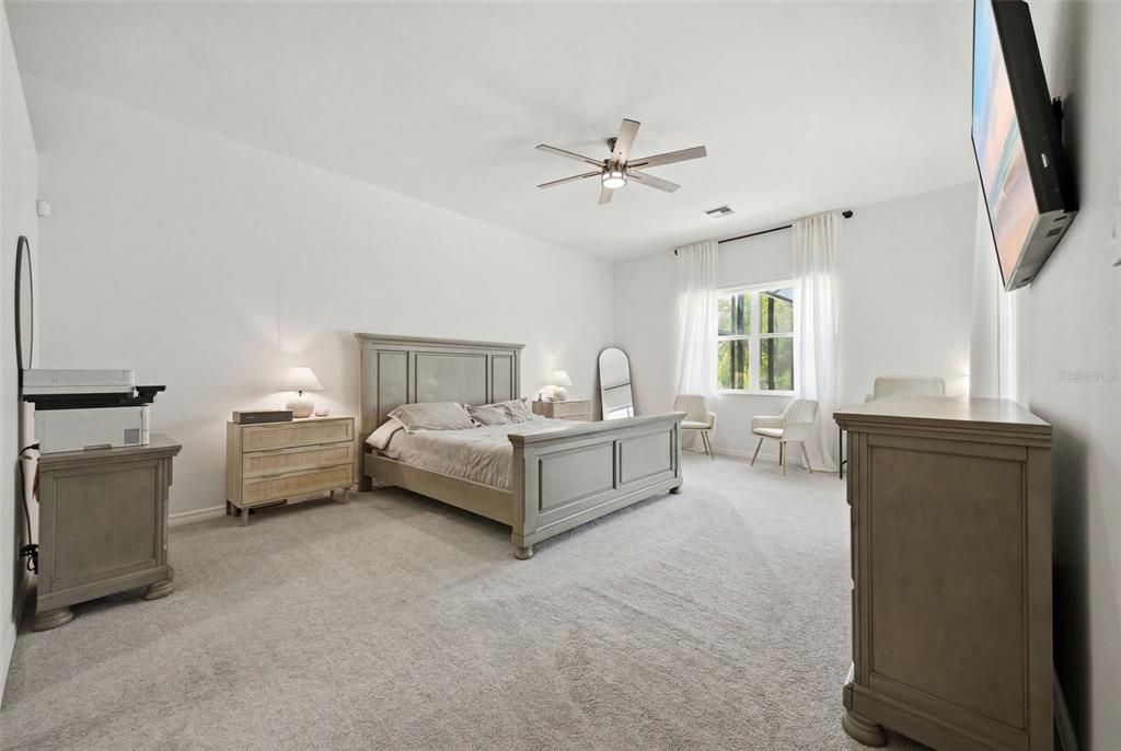 For Sale: $829,900 (3 beds, 3 baths, 2660 Square Feet)
