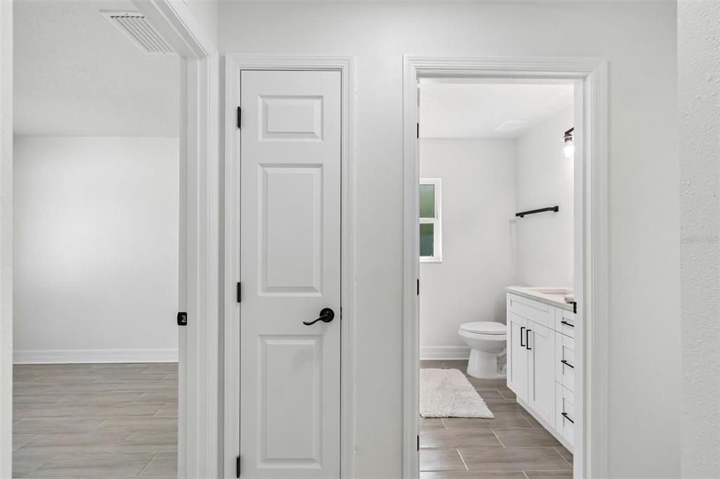 En Venta: $372,900 (3 camas, 2 baños, 1364 Pies cuadrados)