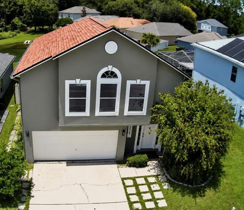 En Venta: $405,000 (4 camas, 2 baños, 1944 Pies cuadrados)
