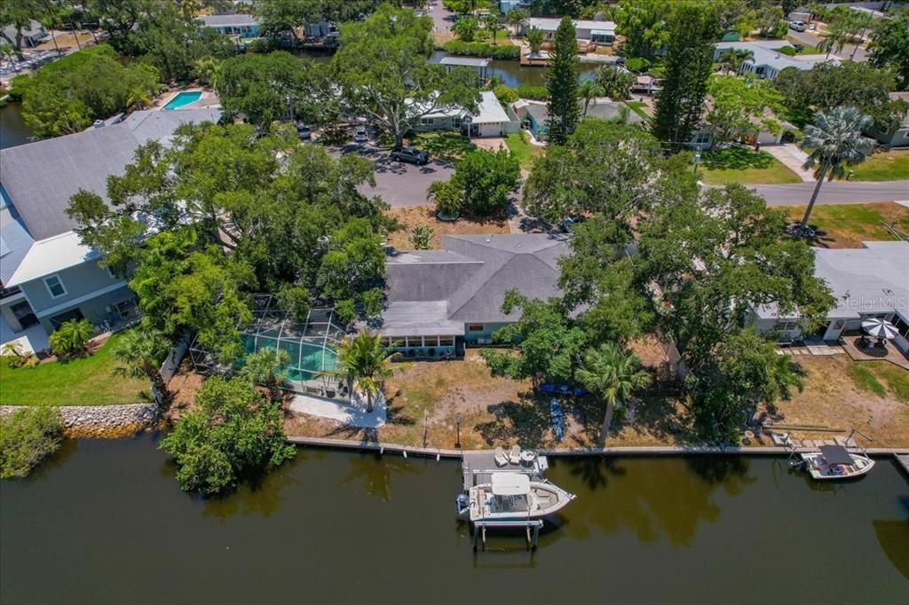 En Venta: $1,150,000 (4 camas, 3 baños, 2782 Pies cuadrados)