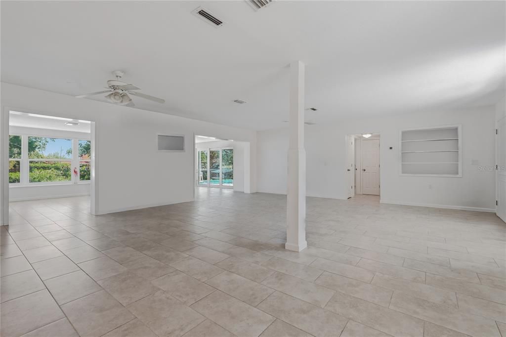 En Venta: $1,150,000 (4 camas, 3 baños, 2782 Pies cuadrados)