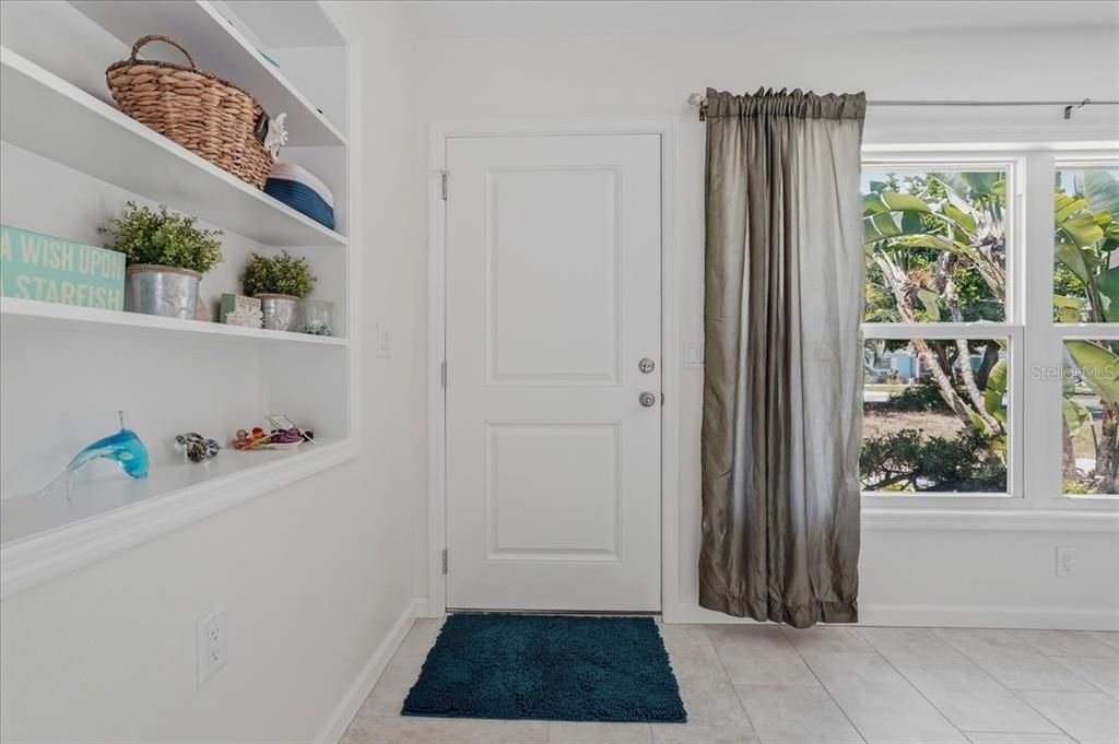 En Venta: $1,150,000 (4 camas, 3 baños, 2782 Pies cuadrados)