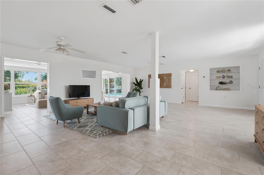En Venta: $1,150,000 (4 camas, 3 baños, 2782 Pies cuadrados)