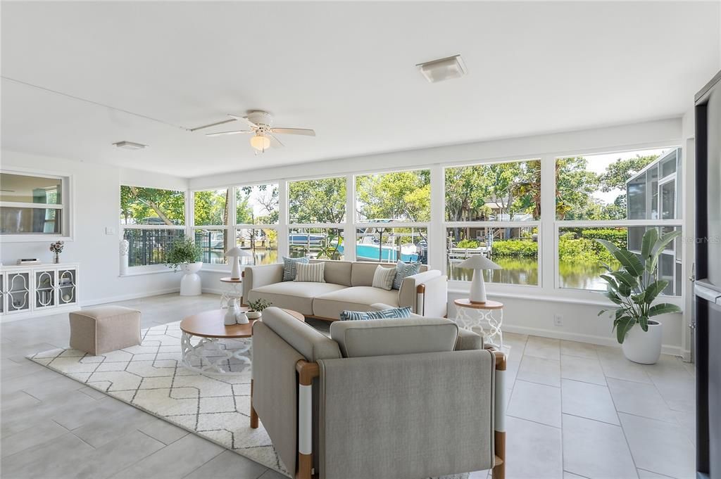 En Venta: $1,150,000 (4 camas, 3 baños, 2782 Pies cuadrados)