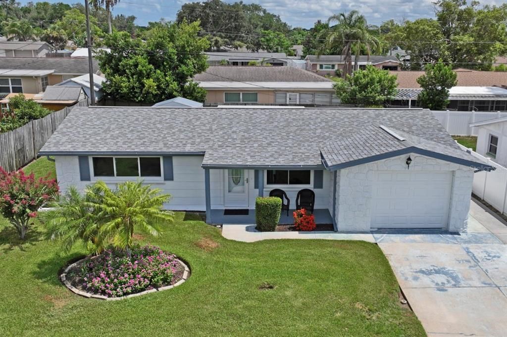 For Sale: $249,000 (2 beds, 1 baths, 1113 Square Feet)