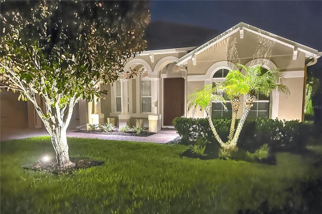 En Venta: $859,000 (5 camas, 4 baños, 3570 Pies cuadrados)