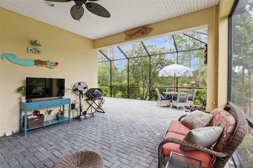 En Venta: $440,000 (2 camas, 2 baños, 1563 Pies cuadrados)