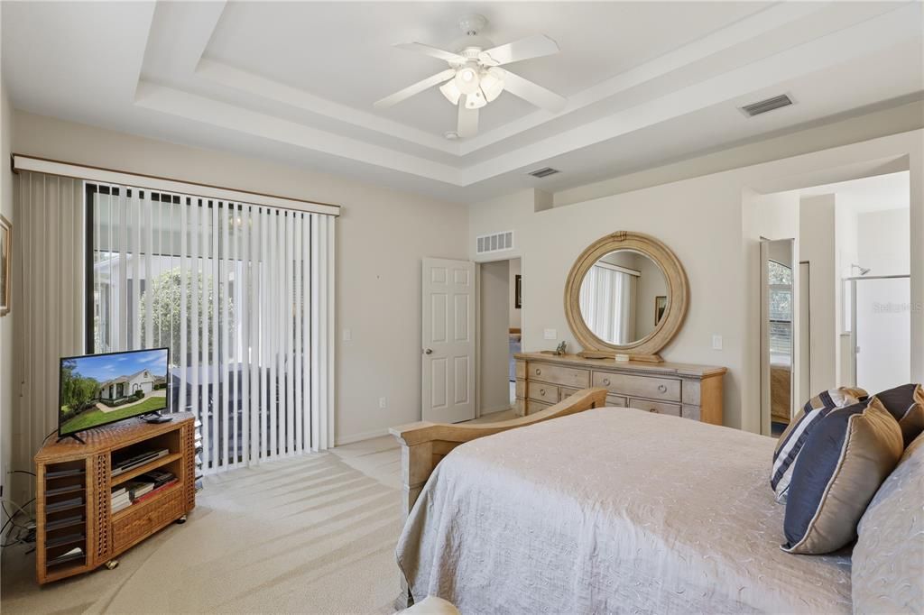 En Venta: $349,900 (2 camas, 2 baños, 1760 Pies cuadrados)