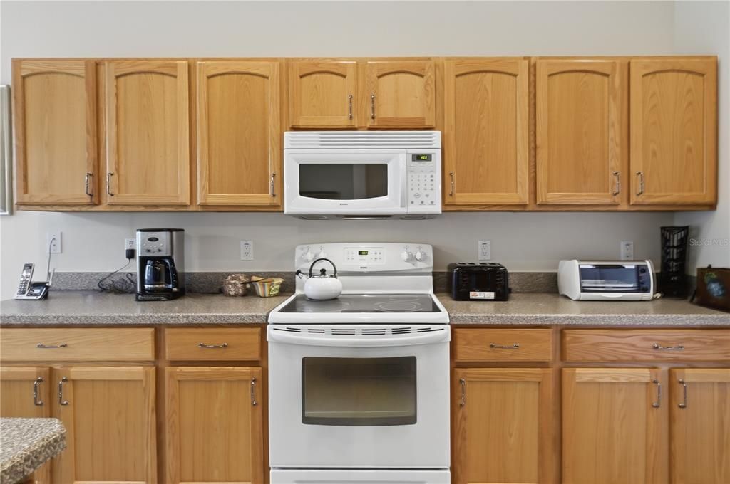 En Venta: $349,900 (2 camas, 2 baños, 1760 Pies cuadrados)