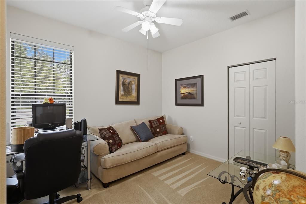 En Venta: $349,900 (2 camas, 2 baños, 1760 Pies cuadrados)