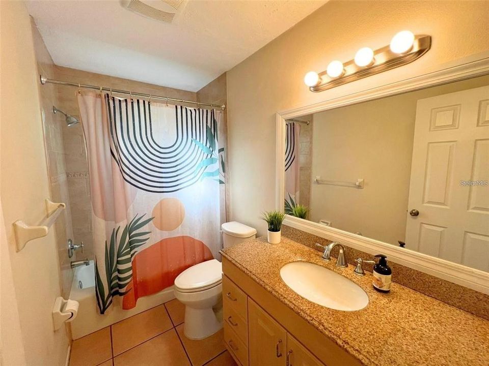 В аренду: $2,500 (3 спален, 1 ванн, 1250 Квадратных фут)