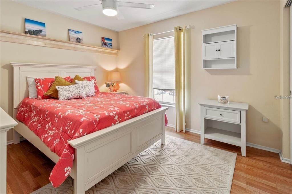 В аренду: $2,500 (3 спален, 1 ванн, 1250 Квадратных фут)