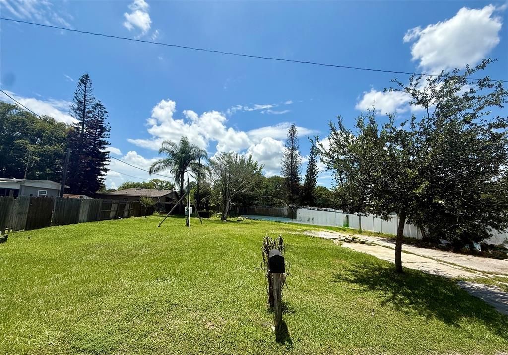 待售: $119,900 (0.15 acres)
