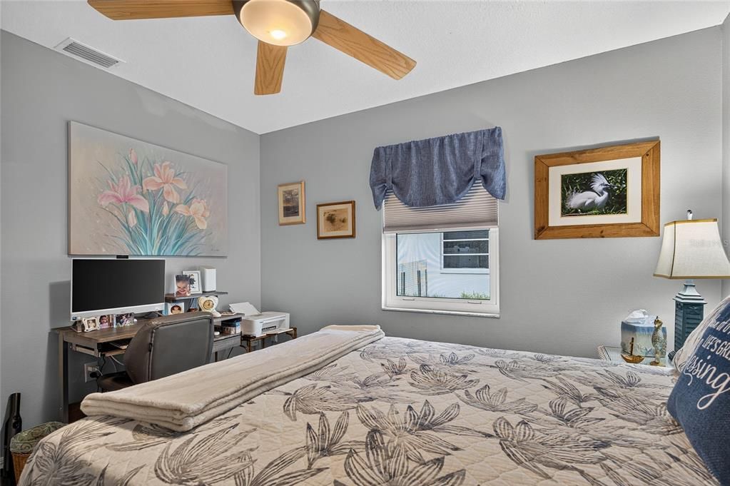 Activo con contrato: $379,000 (3 camas, 2 baños, 1758 Pies cuadrados)