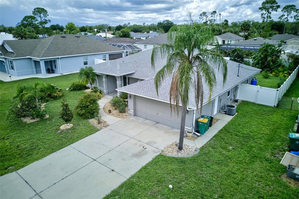 Activo con contrato: $379,000 (3 camas, 2 baños, 1758 Pies cuadrados)
