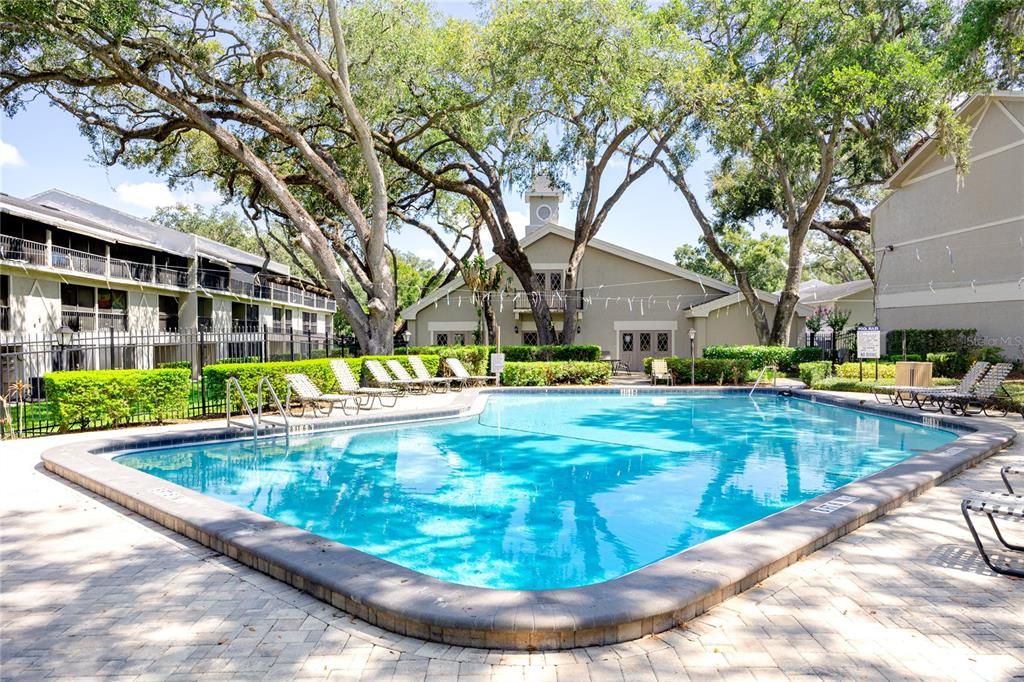 For Sale: $145,000 (2 beds, 2 baths, 1060 Square Feet)