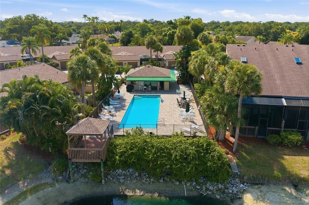 For Sale: $295,000 (2 beds, 2 baths, 1064 Square Feet)