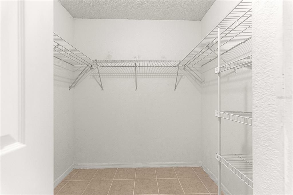 En Venta: $181,500 (2 camas, 2 baños, 1180 Pies cuadrados)