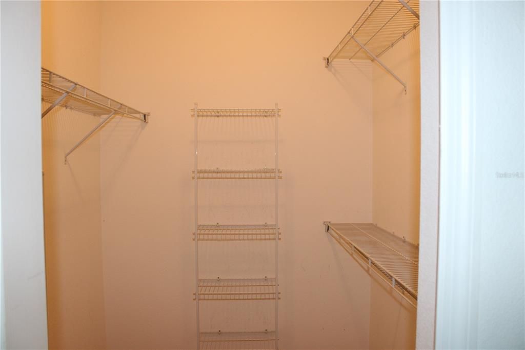 В аренду: $2,250 (3 спален, 2 ванн, 2000 Квадратных фут)