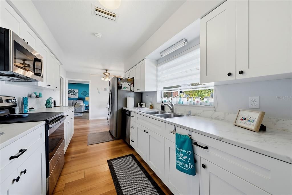 For Sale: $465,000 (3 beds, 2 baths, 1963 Square Feet)