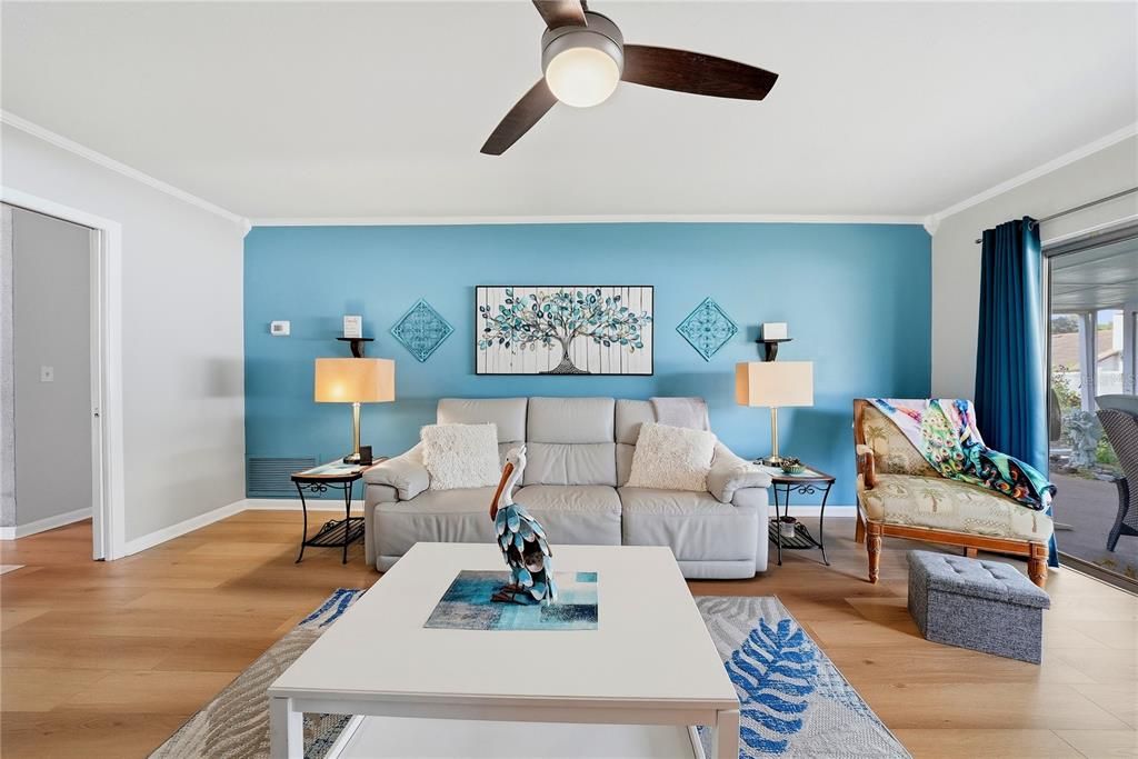 For Sale: $465,000 (3 beds, 2 baths, 1963 Square Feet)