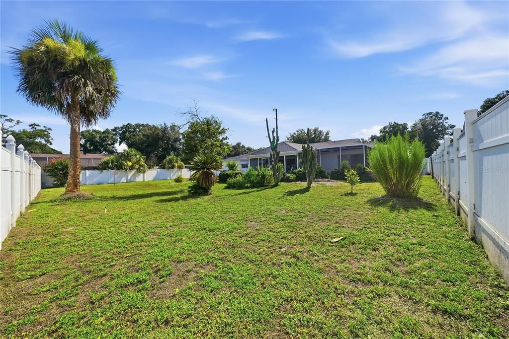 For Sale: $465,000 (3 beds, 2 baths, 1963 Square Feet)